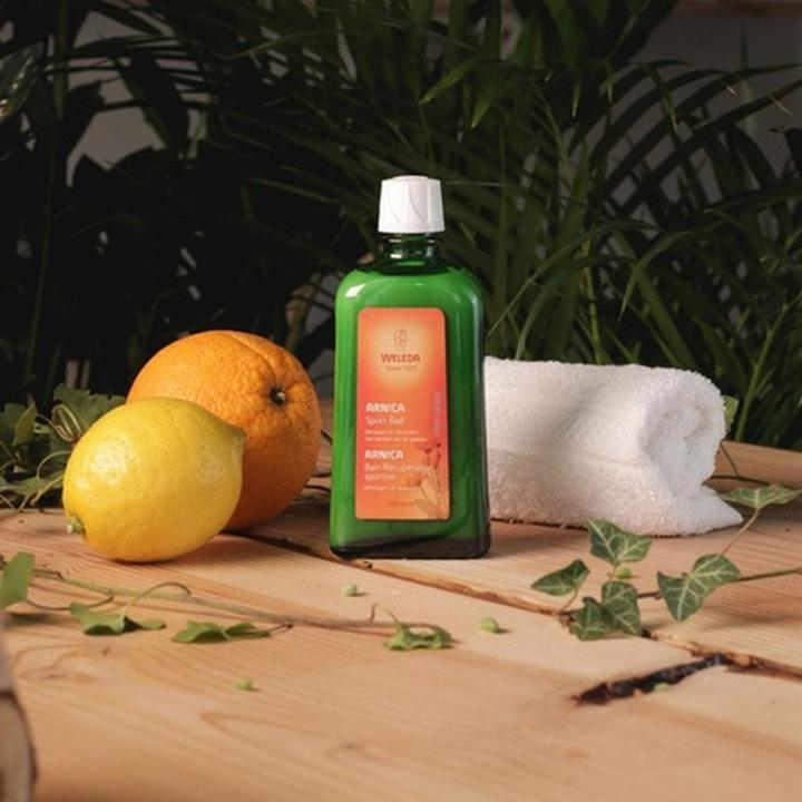 Produktbild Weleda Arnica Bath Milk (200 ml)