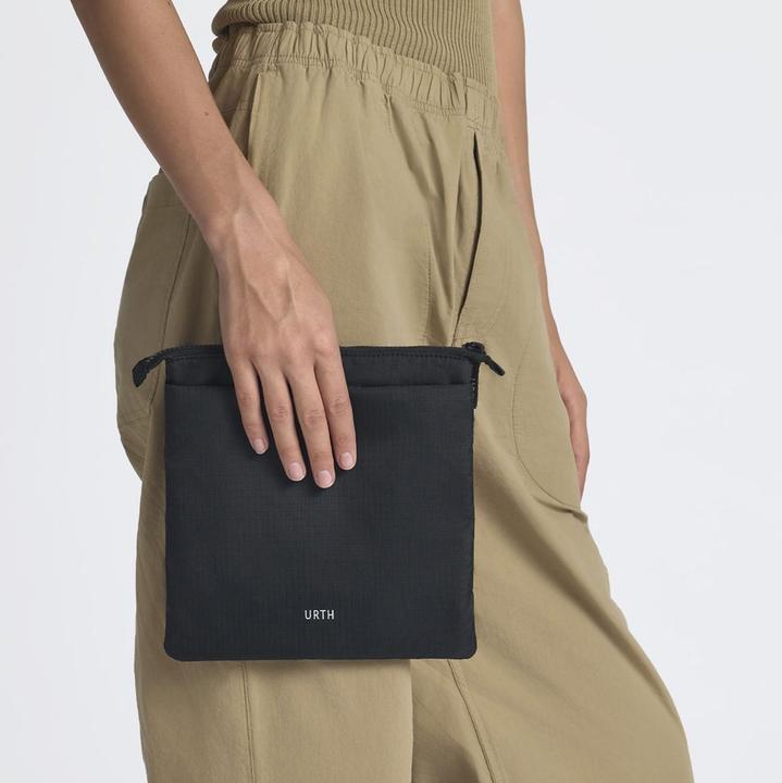 Actual product image Urth Large Film Pouch (Lens bag)