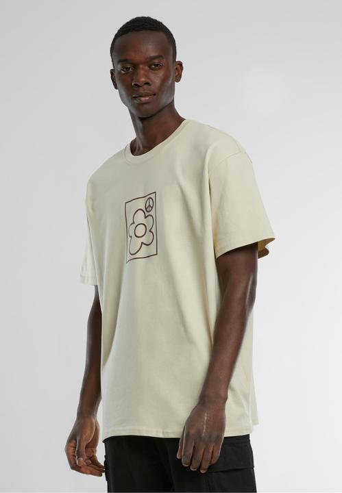 Actual product image Urban Classics Upscale More Peace Oversize Tee - 165911 (L)