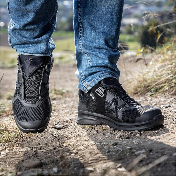 Produktbild Haix Freizeitschuh CONNEXIS Go GTX low Gr.8(42) schwarz Mikrofaser/Textil (42)