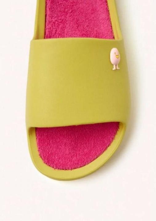 Pink, Yellow