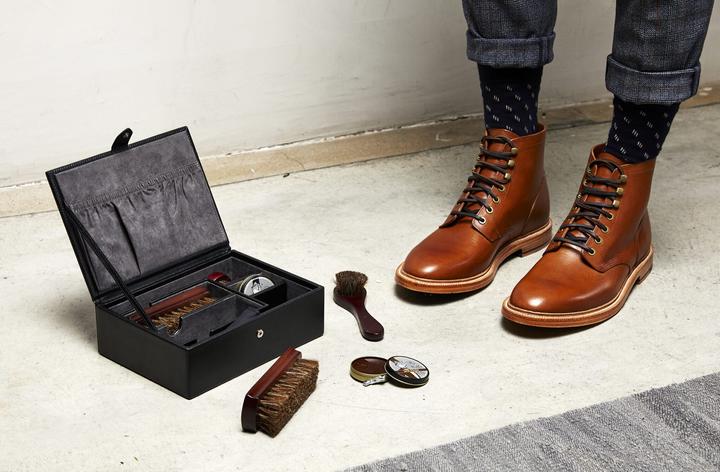 Actual product image Blake Shoe Shine Kit