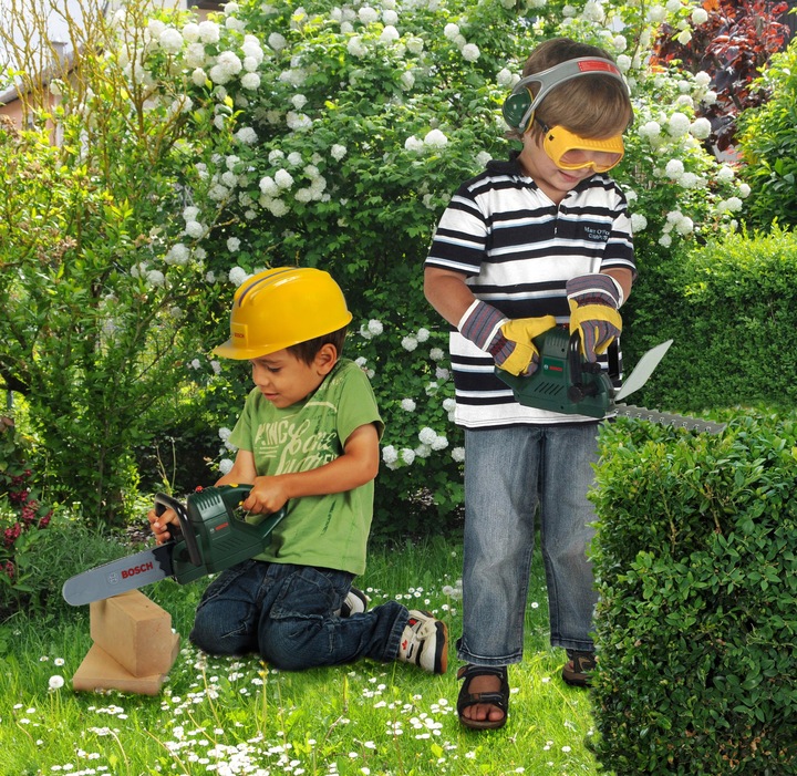 Actual product image Theo Klein Bosch hedge trimmer