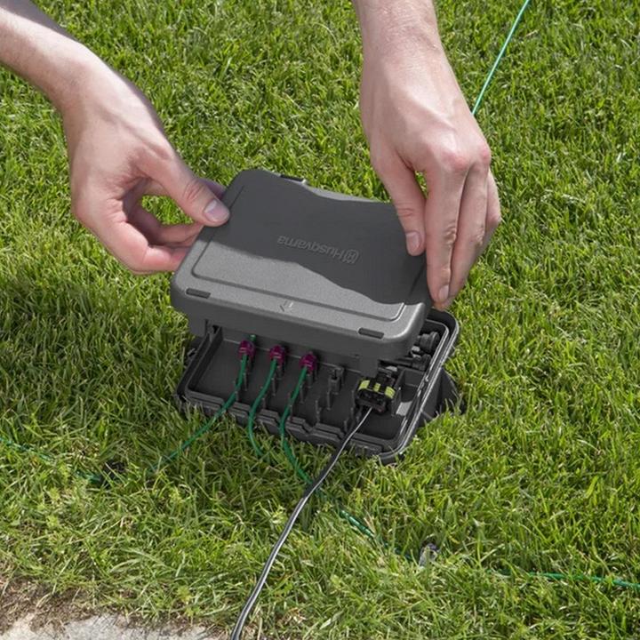 Actual product image Husqvarna Protective plug cover (Mowing robot, Garden machinery spare parts)