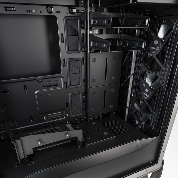 Produktbild Cooler Master Cosmos C700M (ATX, mATX, Mini-ITX, E-ATX)