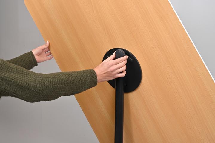 Produktbild Legamaster SKETCH INFINITE mobiles Flipchart Rundfuss