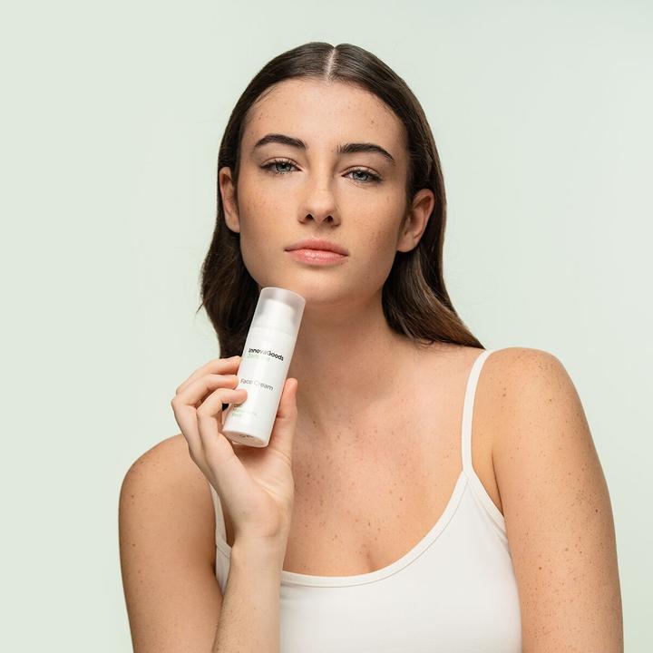 Produktbild InnovaGoods Feuchtigkeitscreme CBD Zencare 50 ml (50 ml, 24h Creme)