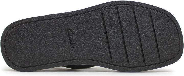 Actual product image Clarks Cross Sandal (40)