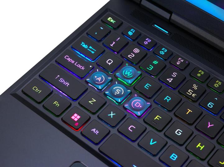 Actual product image Acer Predator Helios 16 RTX4080 (16", 2000 GB, 32 GB, DE, Intel Core i9-14900HX)