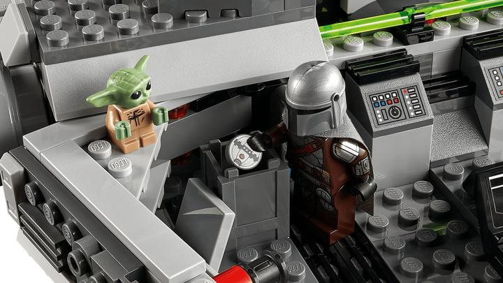 Actual product image LEGO Imperial Light Cruise (75315, LEGO Star Wars, LEGO Rare Sets)