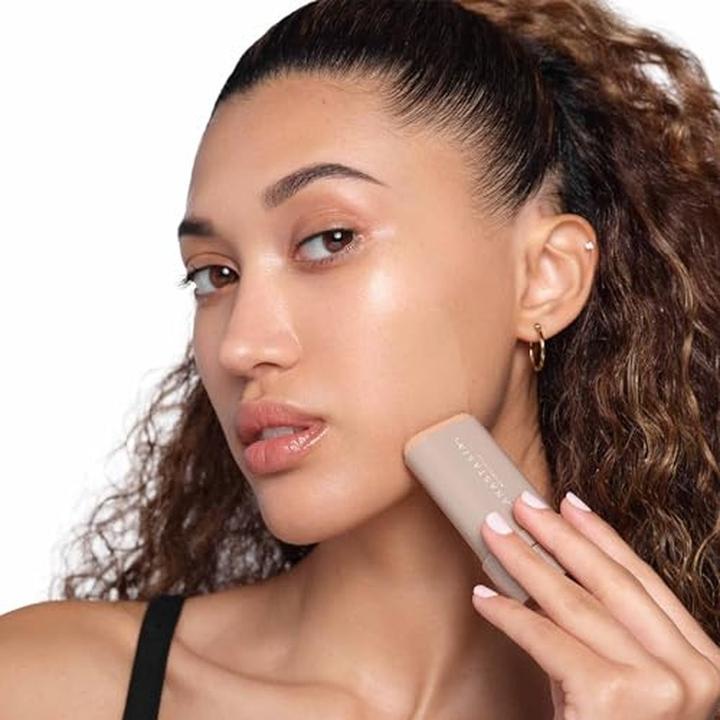 Actual product image Anastasia Beverly Hills Beauty Balm Serum Boosted Skin Tint - Shade 10 - FG (18 ml)