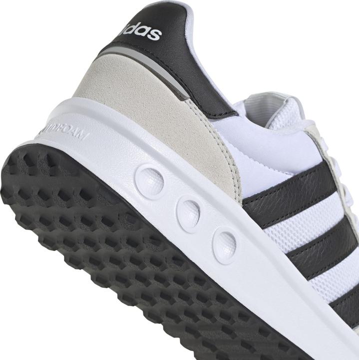 Actual product image adidas Run 84 (40)