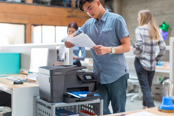 Produktbild HP Officejet Pro 8715 (Tintenpatrone, Farbe)