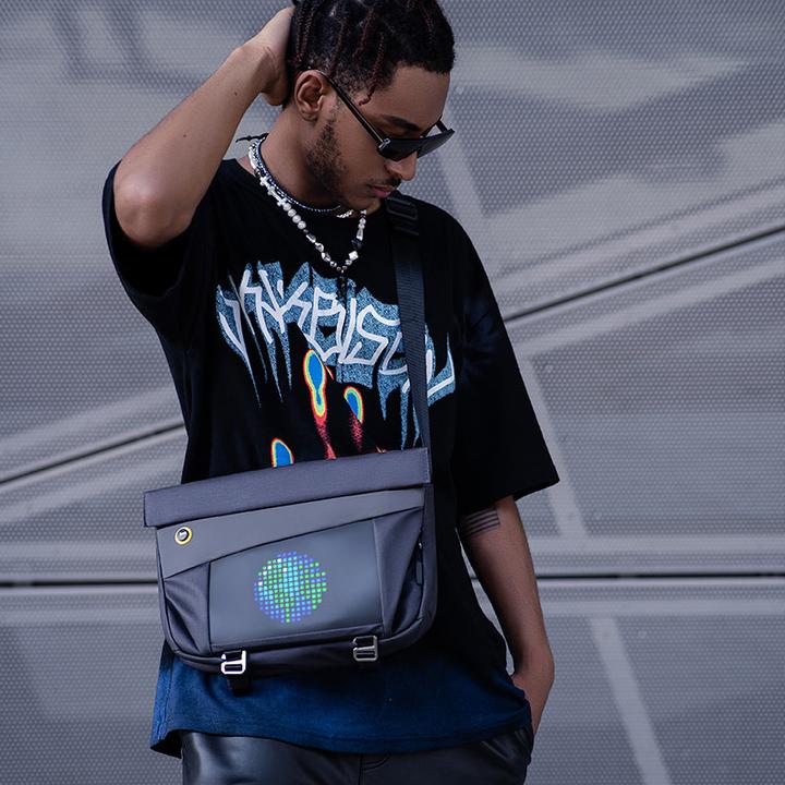 Produktbild Divoom Slingbag-Vblack (Fotokoffer)