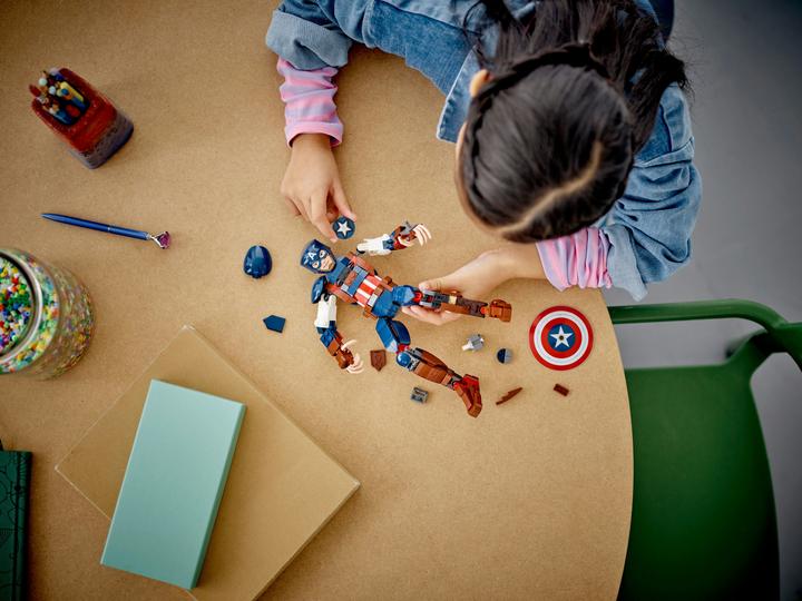 Actual product image LEGO Captain America Building Figure (76258, LEGO Marvel)