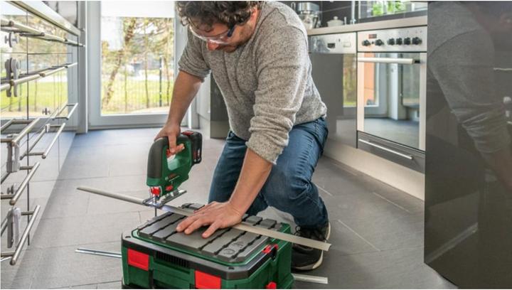 Image du produit Bosch Home & Garden UniversalSaw 18V-100
