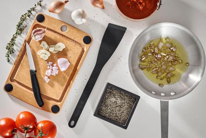 Actual product image Victorinox Kitchen utensils, angled turner, black