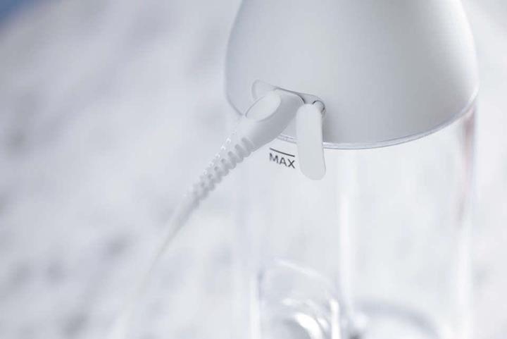 Actual product image Philips Sonicare DiamondClean 9000 + Power Flosser 3000 (Sonic toothbrush)
