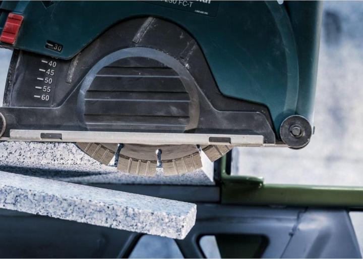 Actual product image Bosch Professional Zubehör PRO Stone diamond cutting disc, 230 x 22.23 mm