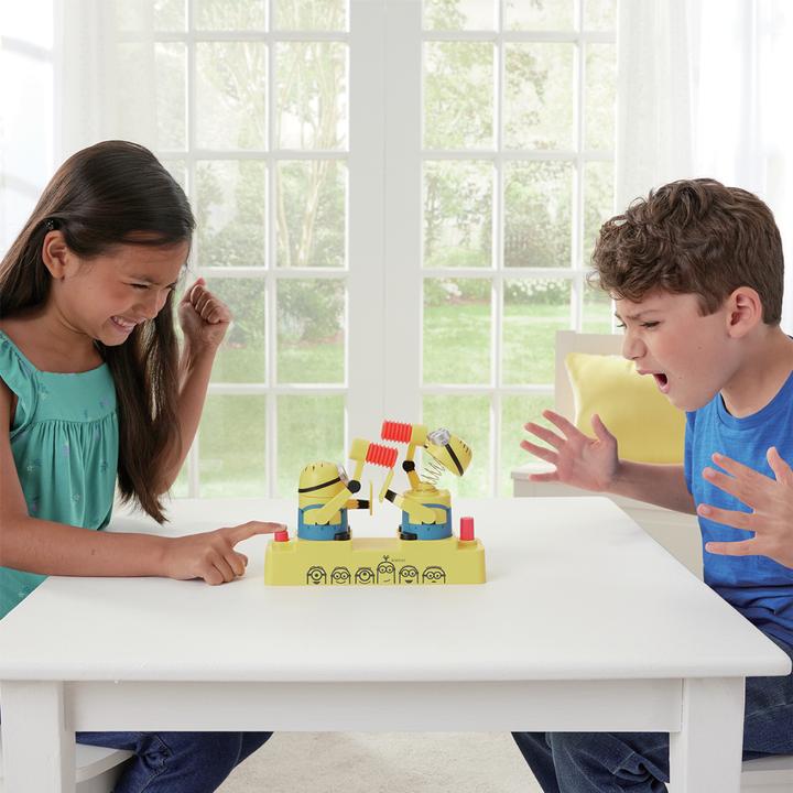 Actual product image Epoch Minions Hammer POP (German, 2 Players)