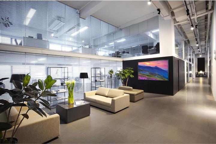 Actual product image Peerless SF680P (Wall, 95", 158 kg)