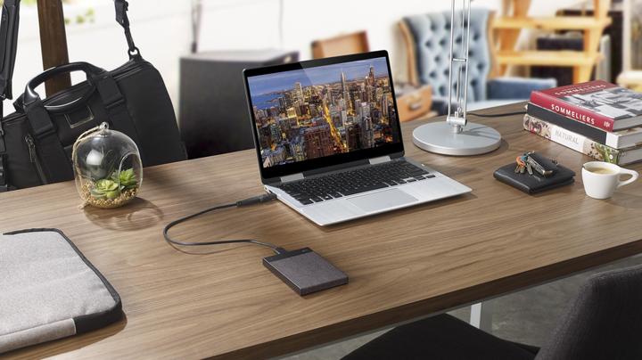 Produktbild Seagate Backup Plus Ultra Touch (2 TB)