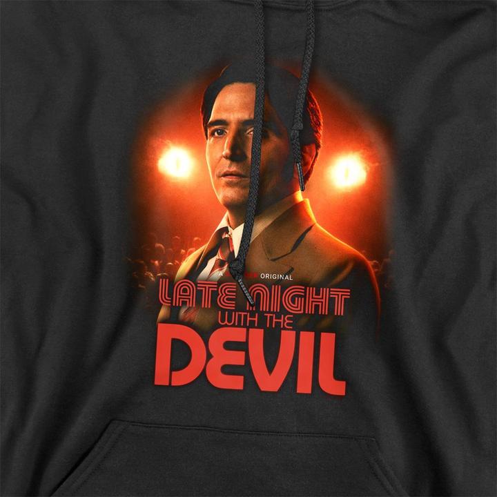 Produktbild Late Night With the Devil Portrait Hoodie Erwachsene (L)