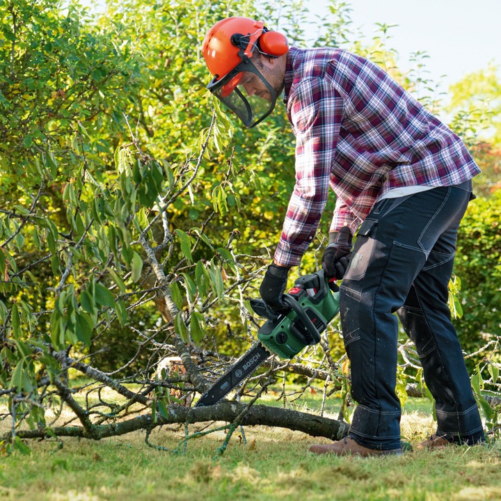 Image du produit Bosch Home & Garden AdvancedChain 36V-35-40 (Tronçonneuse à batterie)