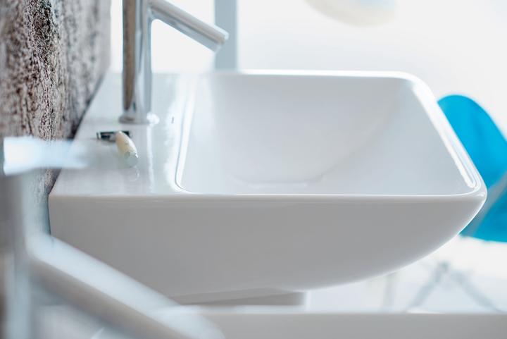 Actual product image Duravit Half-pedestal ME by Starck 170x300mm white WG