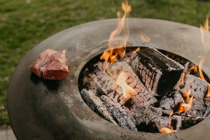 Produktbild Bonfeu BonBiza (geschlossen) Schwarz Grill-Feuerschale (80 cm)