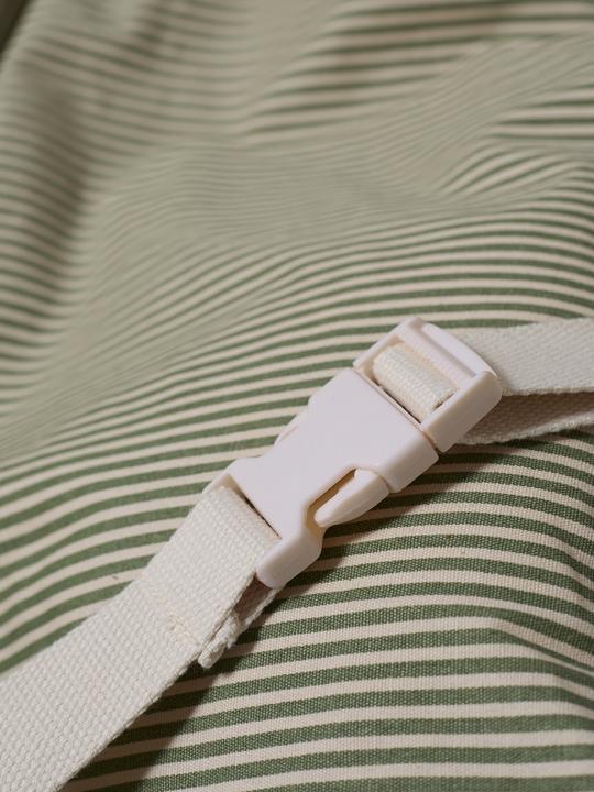 Produktbild Vertbaudet 2-in-1 Auto-Transporttasche für Hunde (Hund, Komplett zu öffnen)