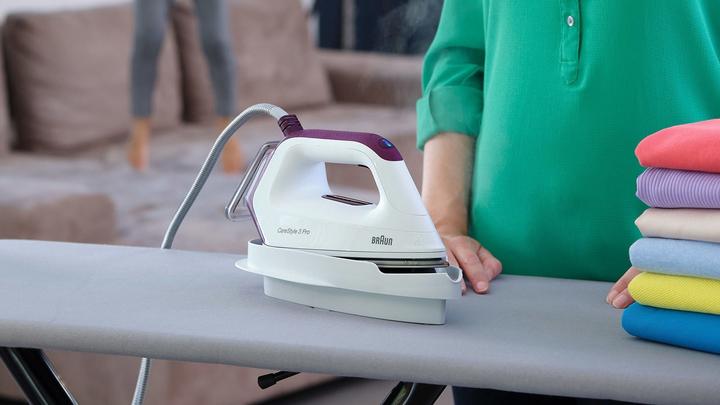 Produktbild Braun BRA IS3155VI Dampfbügelstation (2400 W, 430 g/min)