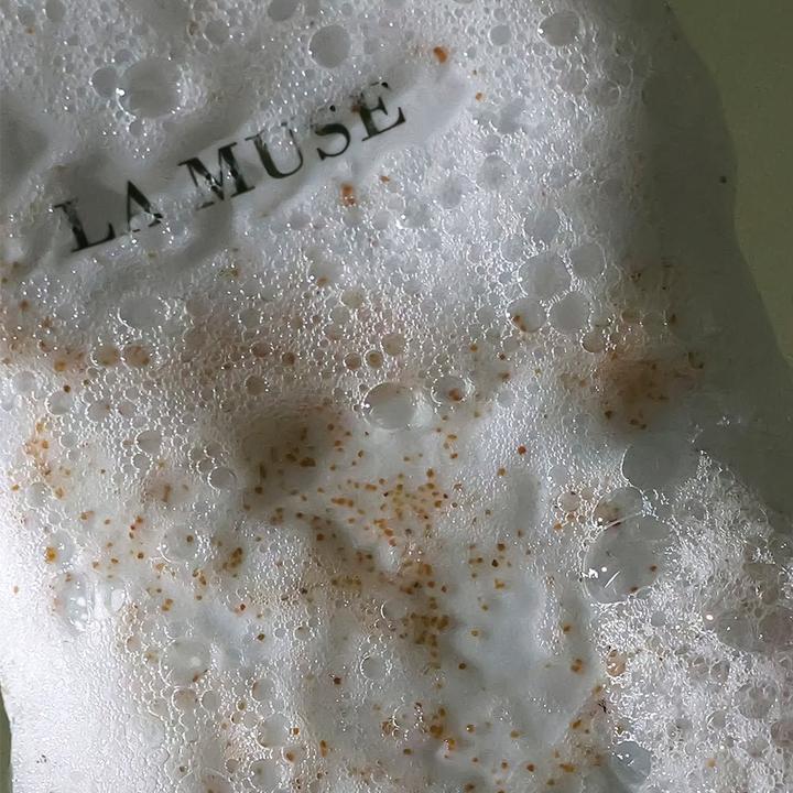 Actual product image La Muse Perfume Recovery Body Cleanser (220 ml)