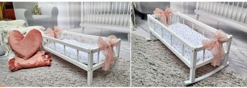 Produktbild Holzecke 2-in-1 Bett – XXL Wiege für Puppen mit 3-teiliger Bettwäsche