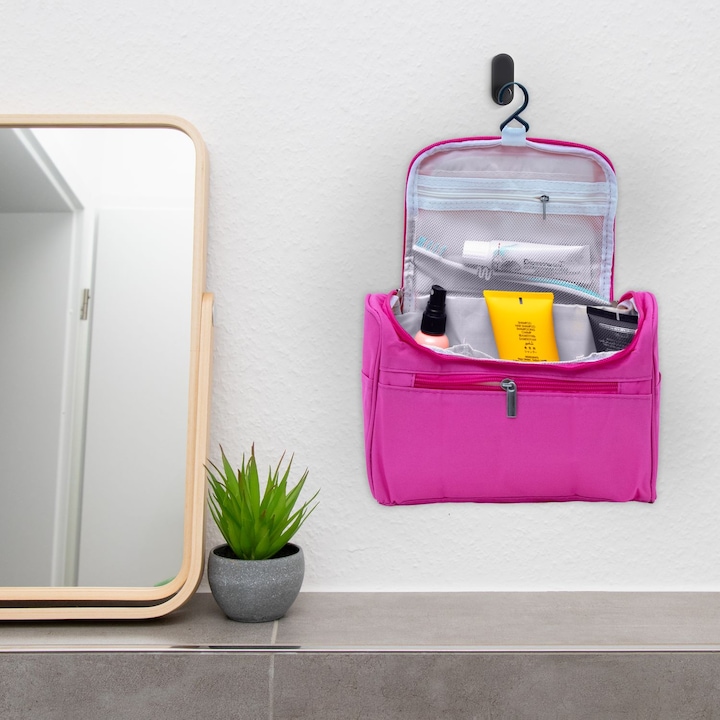 Actual product image Intirilife Cosmetic Bag in PINK