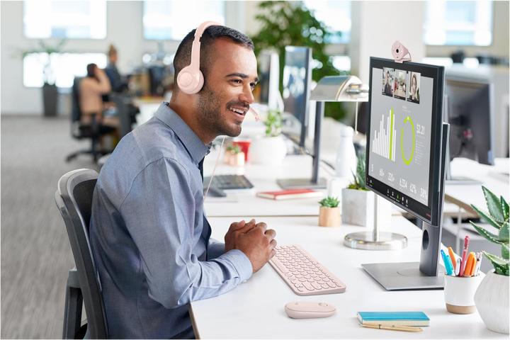 Image du produit Logitech Casque filaire H390 - ROSE - USB (Filaire, USB-A)