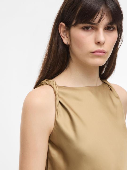 Produktbild Rouge Edit ROUSHYRAS U-Boot-Ausschnitt Top (40)