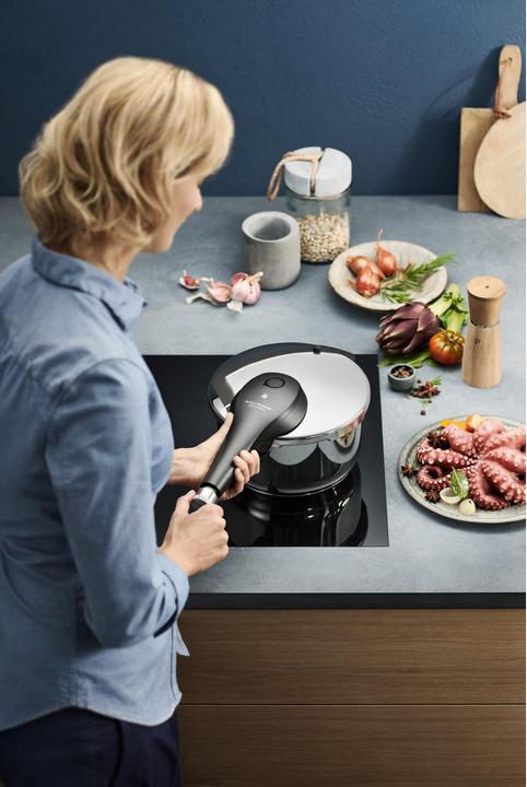 Immagine prodotto WMF Schnellkochtopf 4,5l Dampfkochtopf Perfect Premium Induktion Edelstahl 18/10 (Cucina a vapore, Acciaio inossidabile, 22 x 13.50 cm)