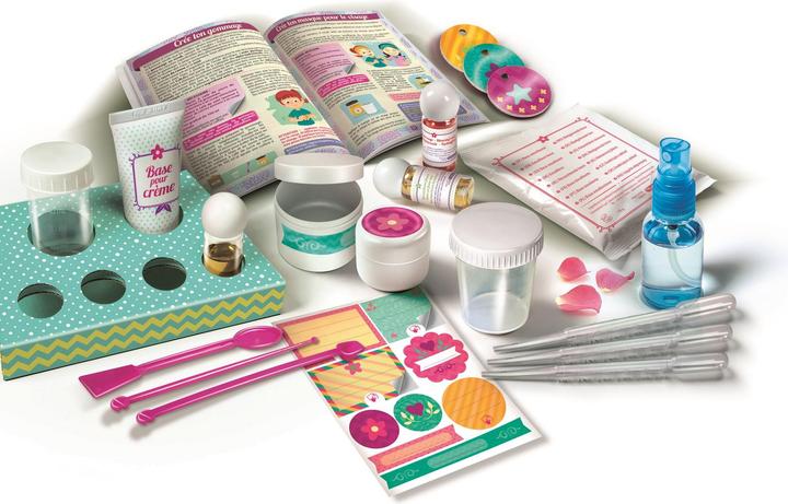 Actual product image Clementoni Mon premier coffret Beauté