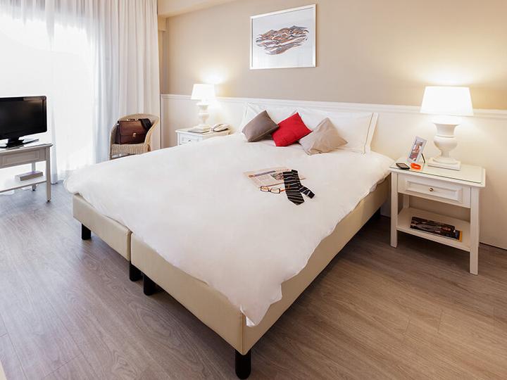 Produktbild Smartbox Rom mit der Familie: 2 Übernachtungen im Appartement im 4* Adagio Rome Vatican (4 Personen)