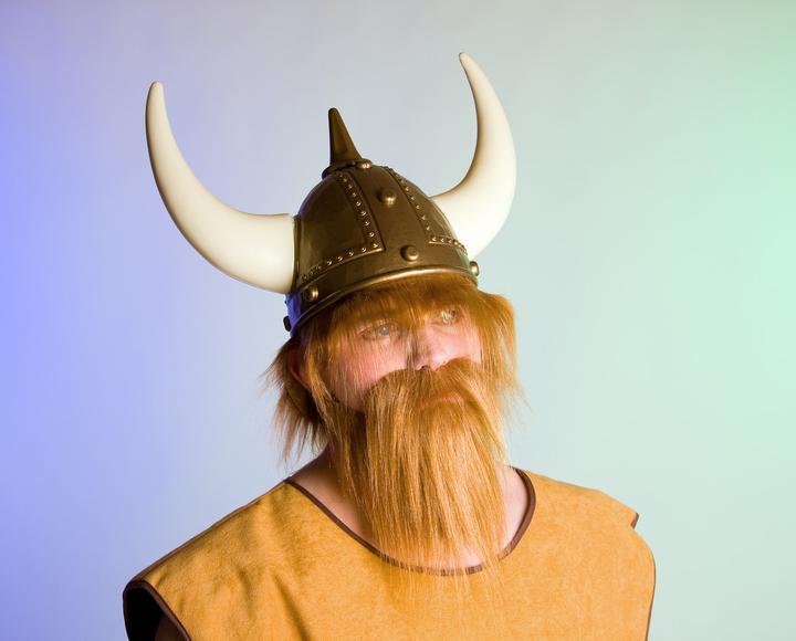 Produktbild Festartikel Müller Wikinger Helm Mit Hörnern Und Haar