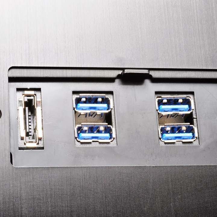 Actual product image Lian-Li Pc-A79b (HPTX, XL-ATX, E-ATX, mATX, ATX)