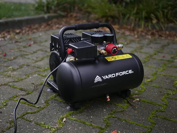 Actual product image Yard Force Silent Compressor (6 l, 8 bar)