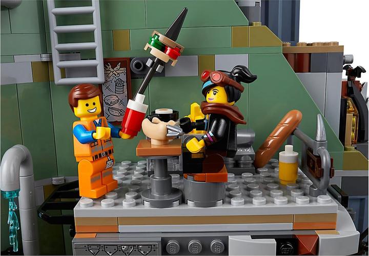 Immagine prodotto LEGO Benvenuto nella Città dell'Apocalisse! (70840, Set LEGO rari)