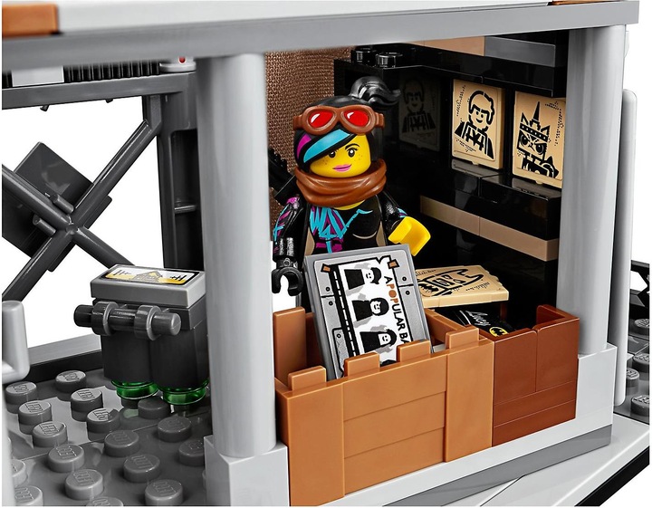 Immagine prodotto LEGO Benvenuto nella Città dell'Apocalisse! (70840, Set LEGO rari)