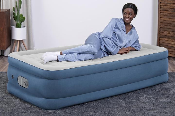 Actual product image Bestway AlwayzAire Twin Air Mattress with Built-in Dual Pump 1.91 m x 97 cm x 46 cm (950 x 1860mm)