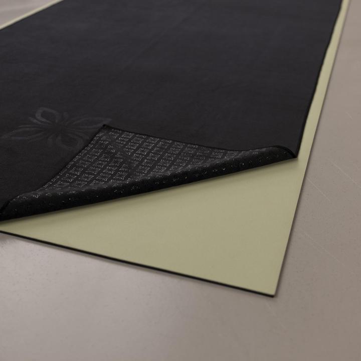 Produktbild Omnana STAYMAT Yogahandtuch