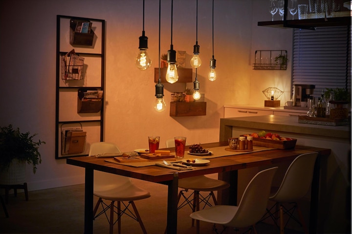 Immagine prodotto Philips Hue Tonalità Bianco BT (E27, 7 W, 550 lm, 1 x, G)