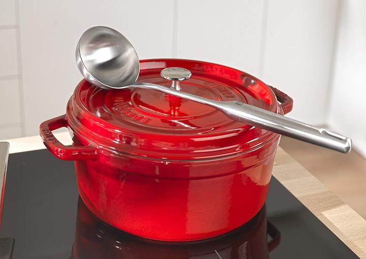 Actual product image Staub Cocotte (26 cm, Casserole + Stewpot, Cast iron)
