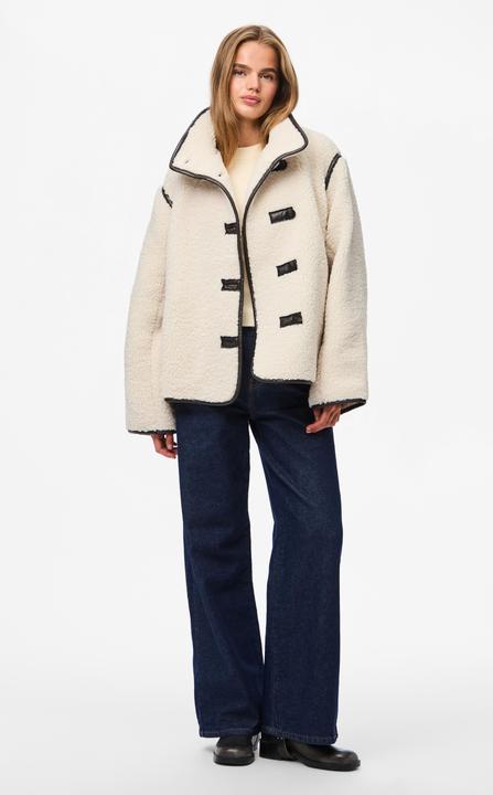 Actual product image Pieces Teddyjacke (M)